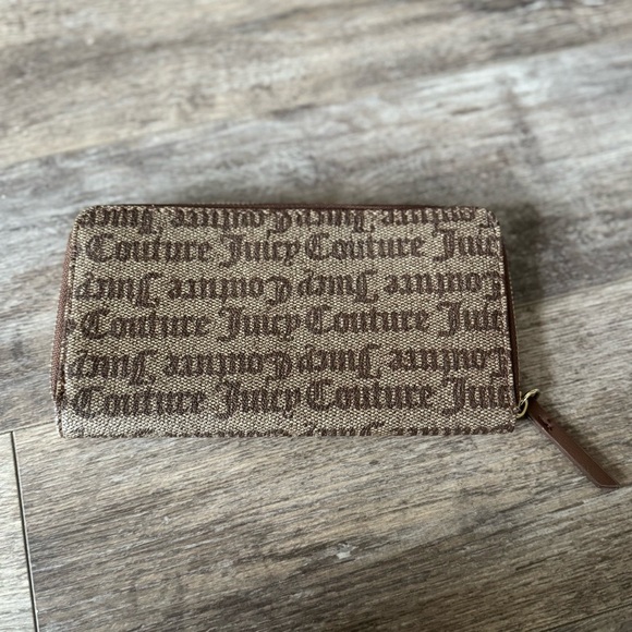 NWOT! Juicy Couture Coated Canvas Logo & Heart Long Wallet - Picture 5 of 6